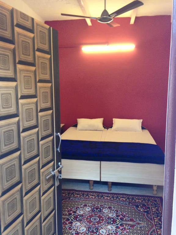 Paradise Inn Guest House Váránaszi Kültér fotó